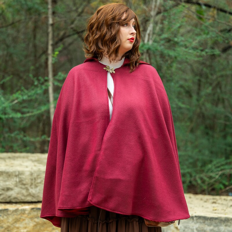 Hooded Fleece Cloak Short with Satin Lining, Wide Hood, Decorative Closure, Perfect for Ren Faires, Daily Wear, Cottagecore and Fairycore